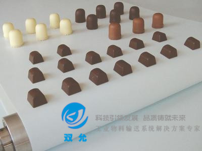 食品级输送带跟非食品用输送带有什么区别，在食品行业使用非食品级输送带会产生什么样的危害？